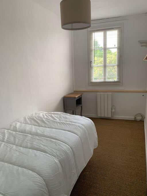 Gite La Petite Maison Guîtres Esterno foto