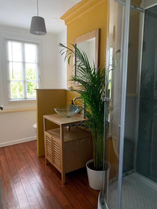 Gite La Petite Maison Guîtres Esterno foto