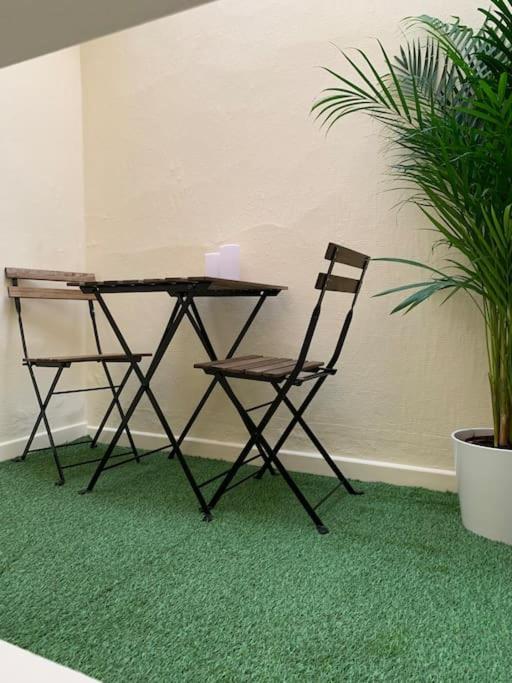 Gite La Petite Maison Guîtres Esterno foto